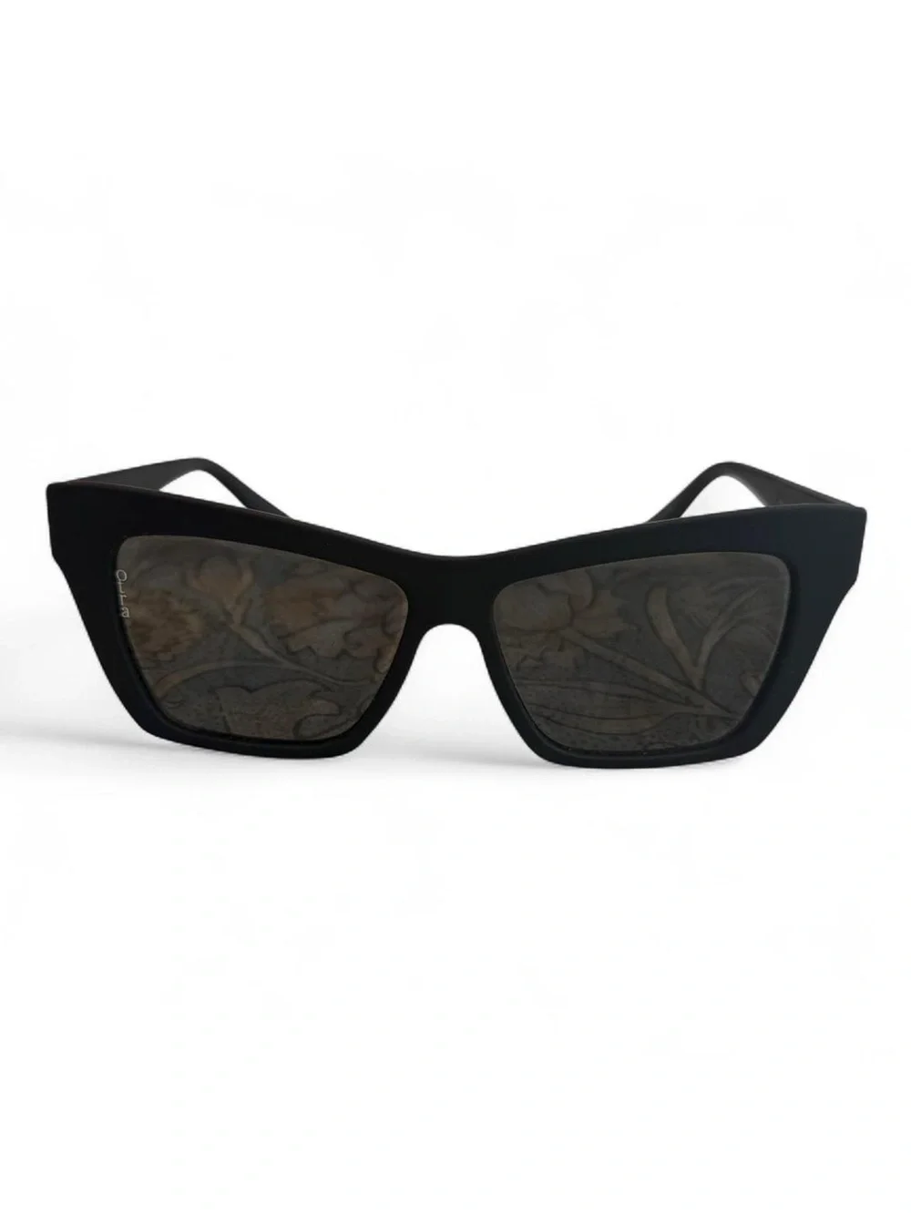 Otra black sunglasses